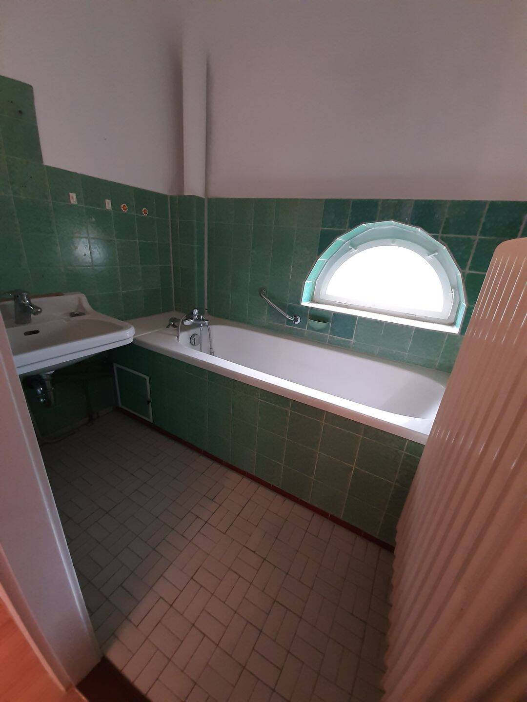 Doppelhaushälfte mit großem Grundstück – Nürnberg – Vorschaubild 9