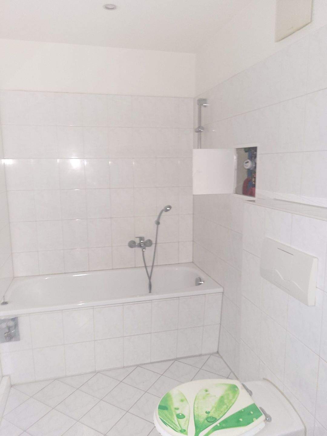 CORDULA IMMOBILIEN Kapitalanlage provisionsfrei 4 Raumeigentumswohnung mit Balkon Cordula 1238 – Erfurt – Bild 1 von 7