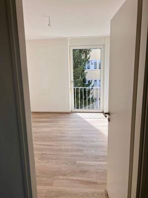 München-Untergiesing/Harlaching: Grundsanierte helle 2-Zimmer-Wohnung mit eigenem Balkon – Erstbezug nach Sanierung – 81547 München – Vorschaubild 5