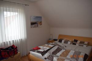 Dachgeschosswohnung in ruhiger und zentraler Lage – 90765 Fürth – Vorschaubild 3