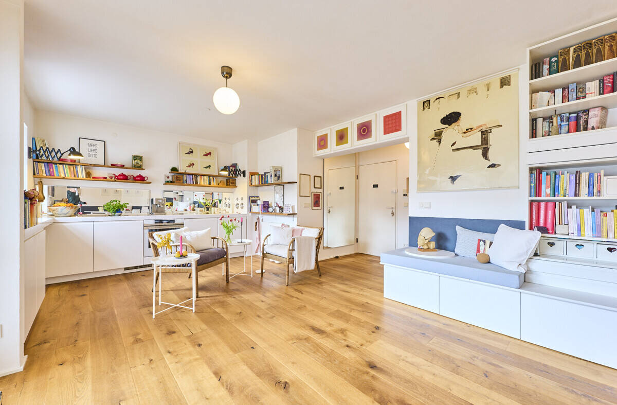 Attraktive Dachgeschosswohnung in exklusiver Lage in Schwabing – München – Vorschaubild 3