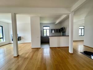 Exklusives Wohnen mit Aufzug, Sauna und Stellplatz - außergewöhnlicher Komfort in Stuttgart-West – 70176 Stuttgart – Vorschaubild 7