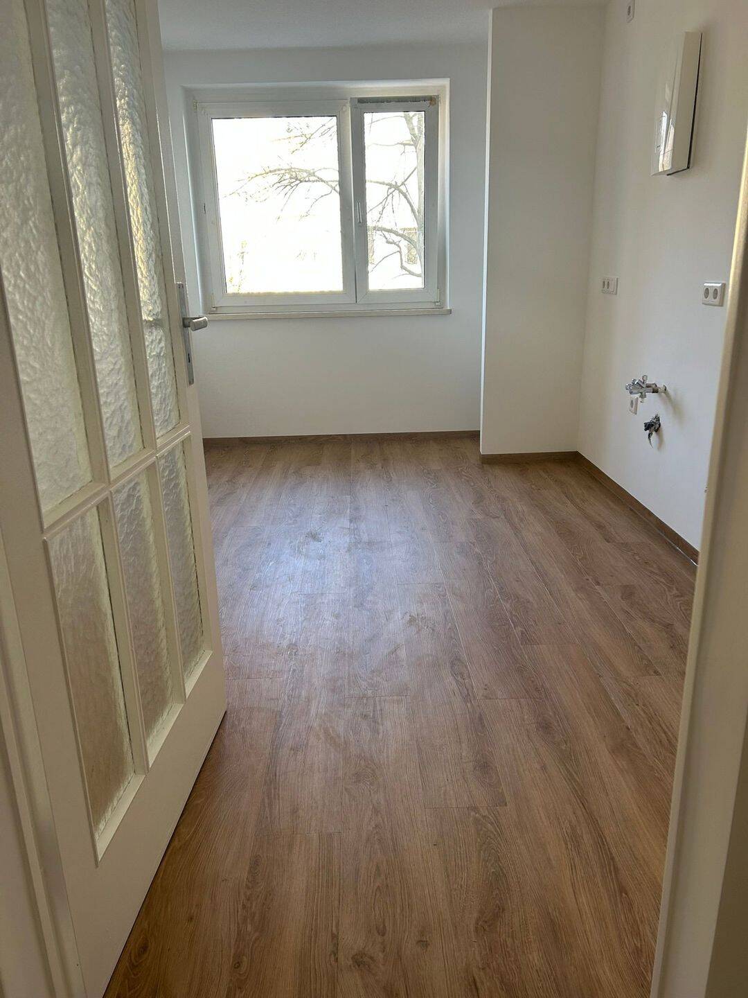 Renovierte 2-Zimmer Wohnung mit neuer EBK und Tageslichtbad in Nürnberg – Nürnberg – Vorschaubild 9