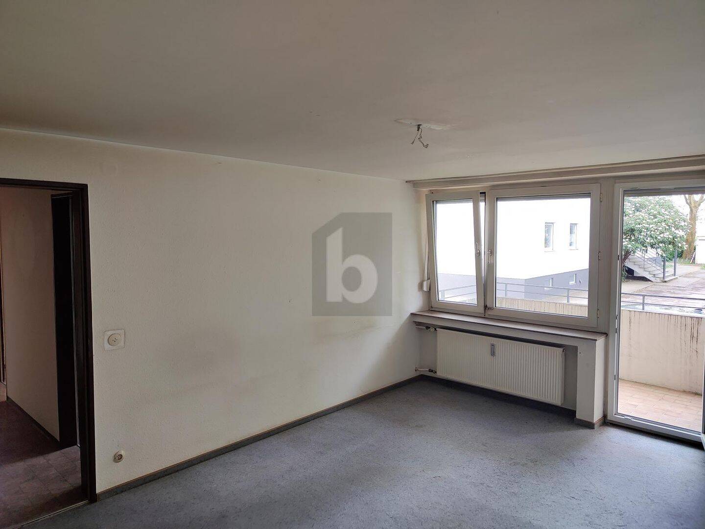 CHARMANT WOHNEN MIT BALKON – Neu-Ulm – Bild 1 von 5