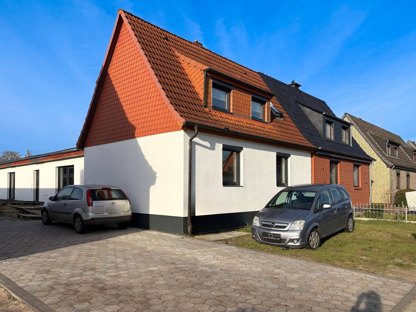 Hemelingen / Aufwendig sanierte Doppelhaushälfte mit neuwertigem Anbau und großem Garten – Bremen – Vorschaubild 5