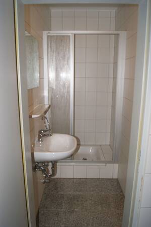 Sehr schöne 1- Zimmer Wohnung mit separater Küche und eigenen Hauseingang – 53111 Bonn – Vorschaubild 7