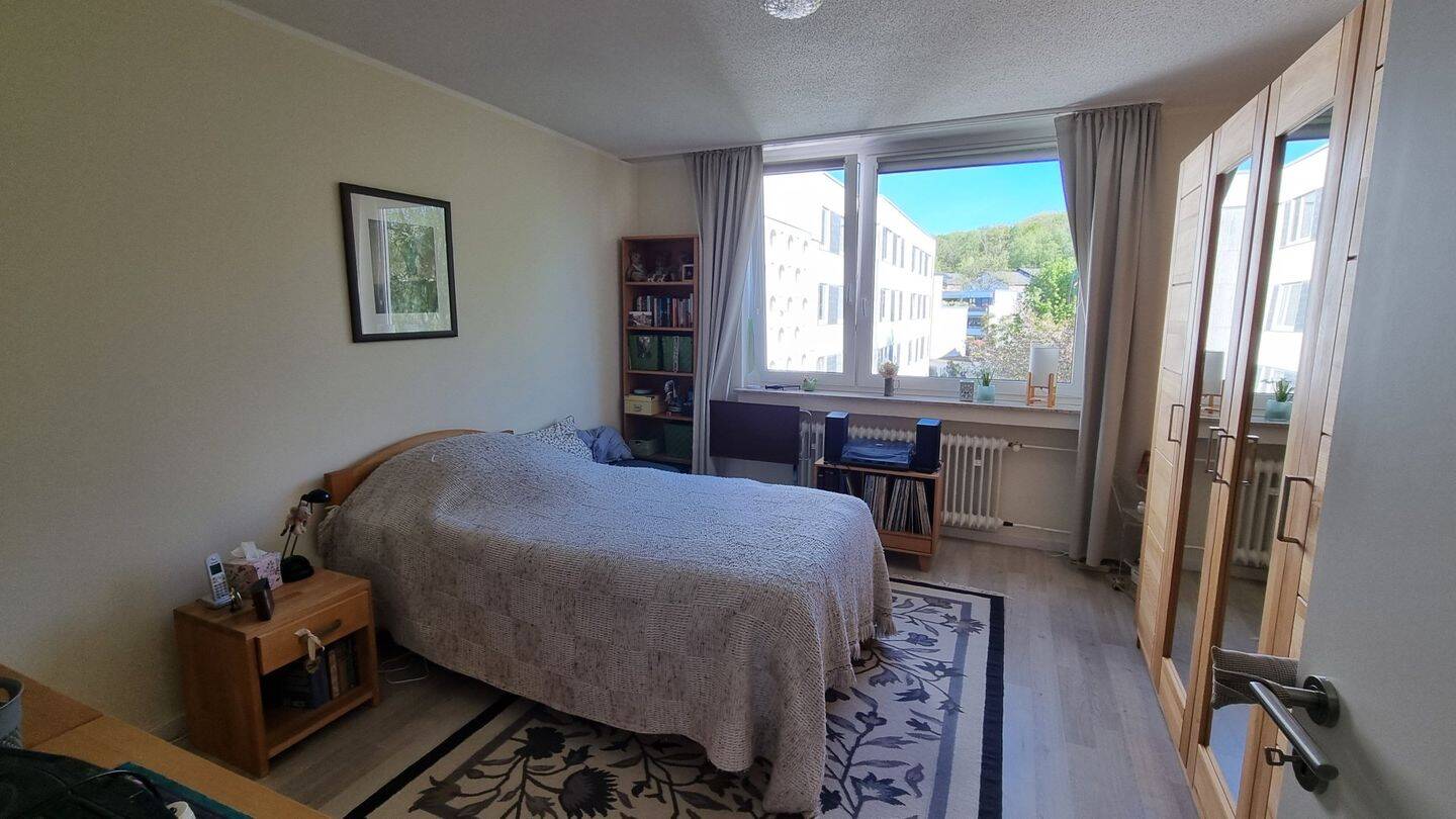 IDEAL FÜR DIE FAMILIE MIT LOGGIA UND TIEFGARAGENSTELLPLATZ – Wuppertal – Vorschaubild 6