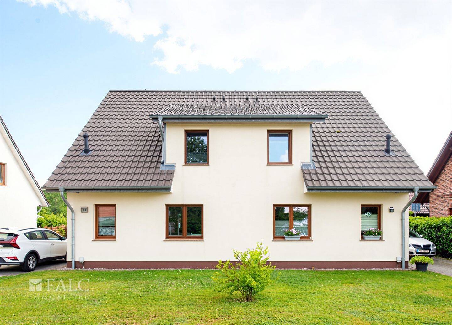 +++ Kapitalanlage mit Weitblick: Zweifamilienhaus im Grünen +++ – Wittenburg – Vorschaubild 2