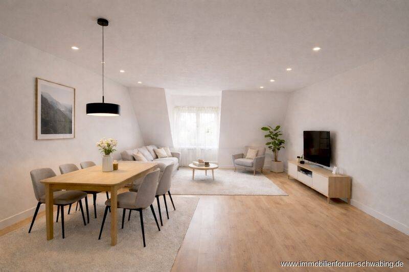 Kernsanierte 4 Zimmer Wohnung mit Loggia & Lift in prominenter Lage von Bogenhausen – München – Vorschaubild 9