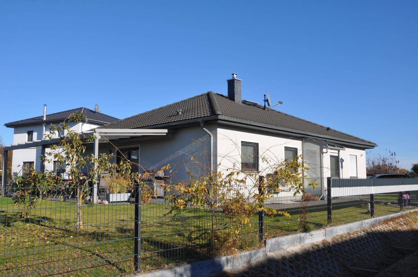 Neuwertiges und gepflegtes EFH Typ Bungalow in ruhiger Lage in Eberswalde zu verkaufen – Eberswalde – Bild 1 von 9