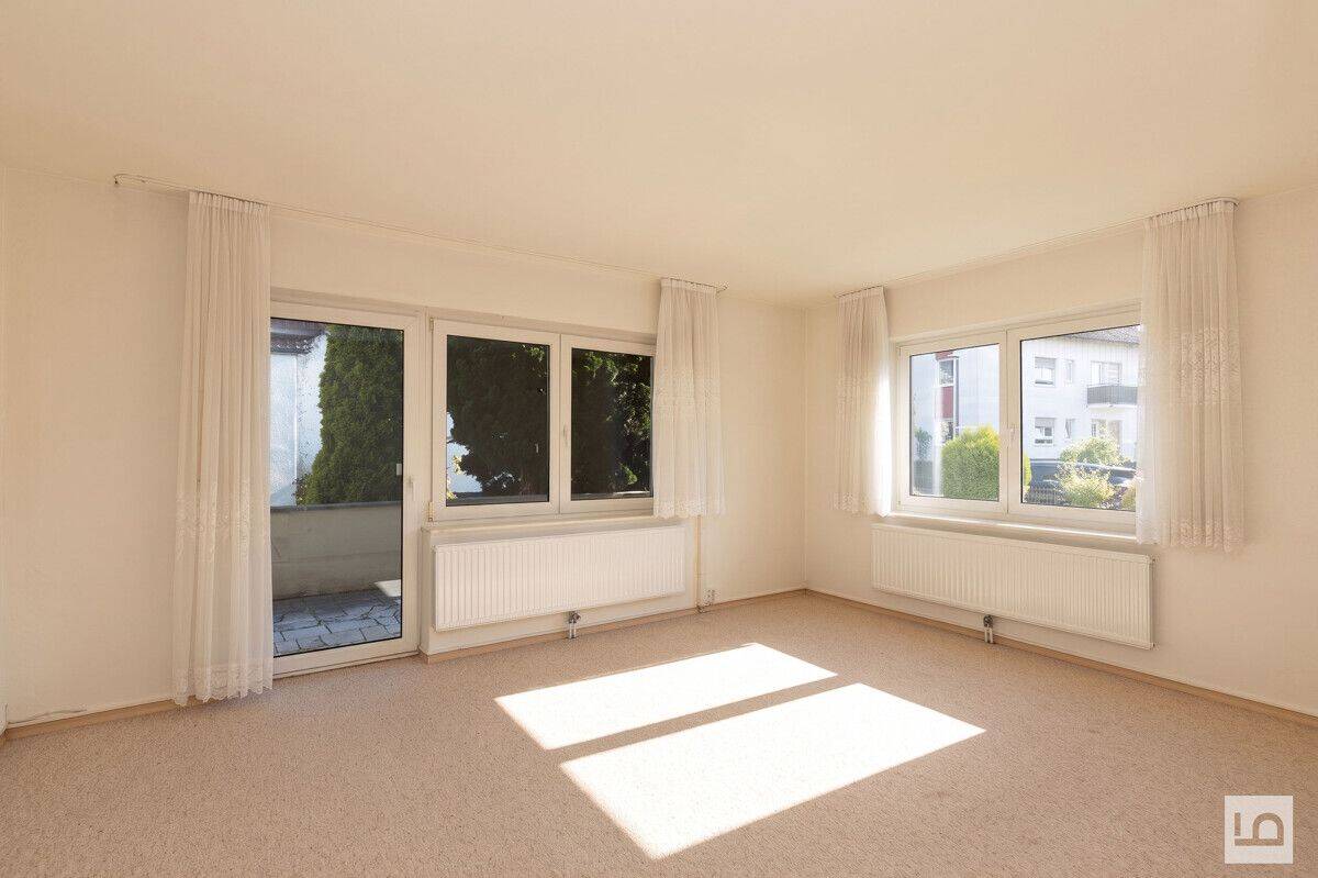 60-iger-Zwei-Fam.haus, großer Garten, 784 qm, Dop.garage +Carport, frei, ruhige Lage Gaimersheim – Gaimersheim – Vorschaubild 7