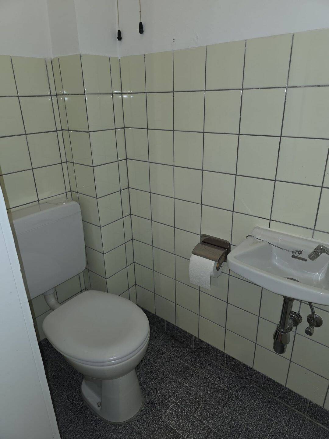 Schöne, gemütliche 2,5 Zimmer-WHG in der beliebten Karlsruher Waldstadt – Karlsruhe – Vorschaubild 7