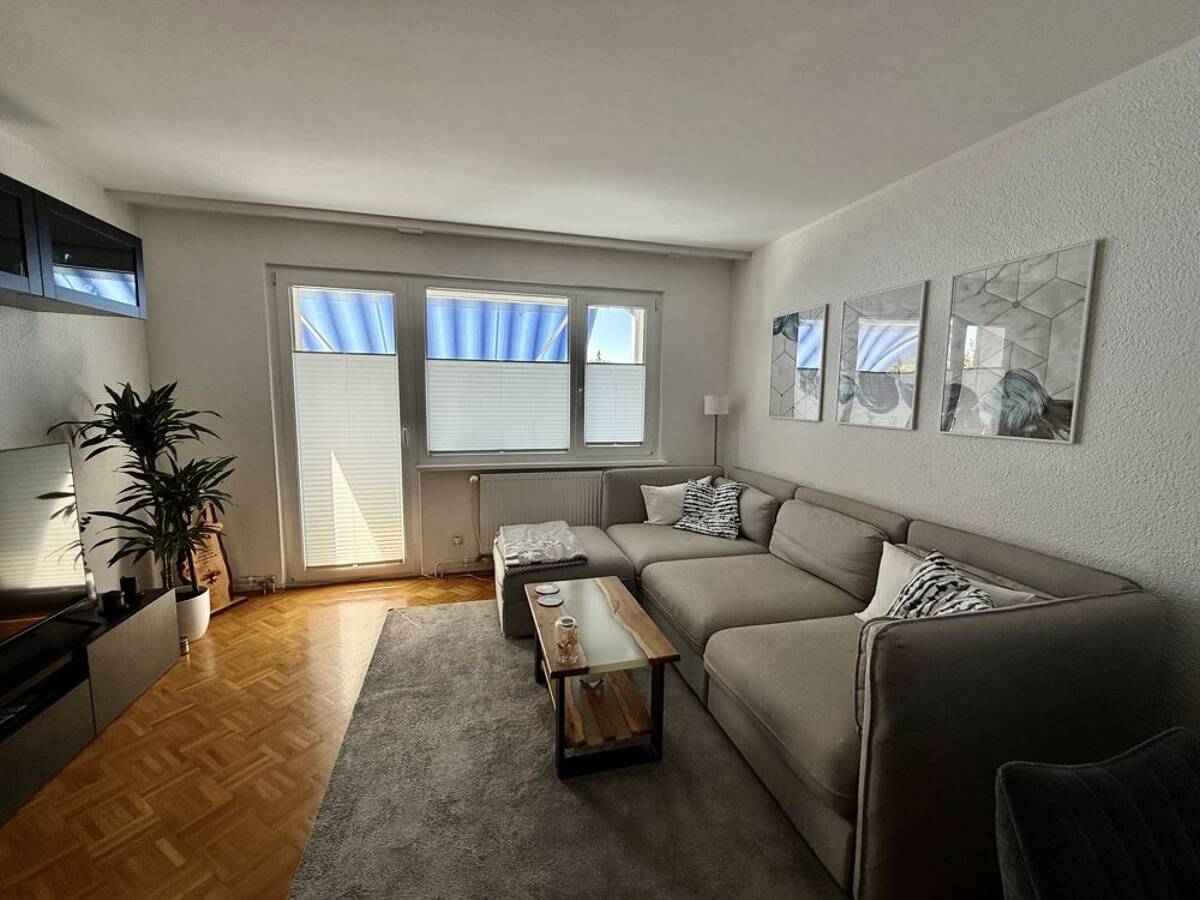 Sonnenhelle 3 Zi.-Wohnung mit großem Balkon im beliebten Mainz-Gonsenheim – 55122 Mainz – Bild 1 von 9