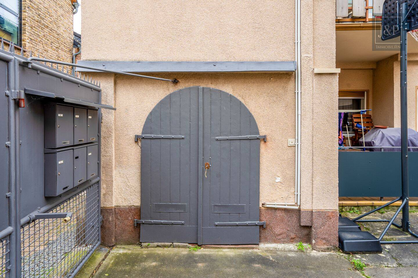 Zentral, voll-vermietet und vielseitig: Zwei Häuser in der Innenstadt von Schierstein! – Wiesbaden – Vorschaubild 9