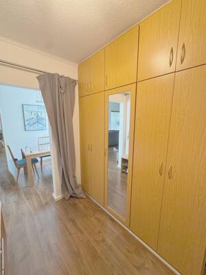 Möblierte Drei-Zimmer Wohnung mit Balkon und Küche in zentraler Lage im Hulsberg – 28205 Bremen – Vorschaubild 4