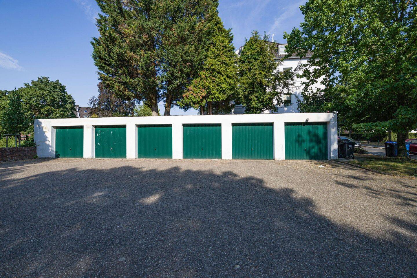 MG-Odenkirchen: TOP Kap.-Anlage mit 120m² EG-Whg. u. 6 Garagen – Mönchengladbach – Vorschaubild 9