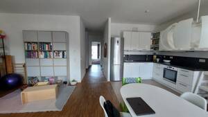 Attraktive 3 Zimmer Wohnung mit EBK (käuflich) , gehobener Ausstattung und 2 Balkonen – 40235 Düsseldorf – Vorschaubild 4
