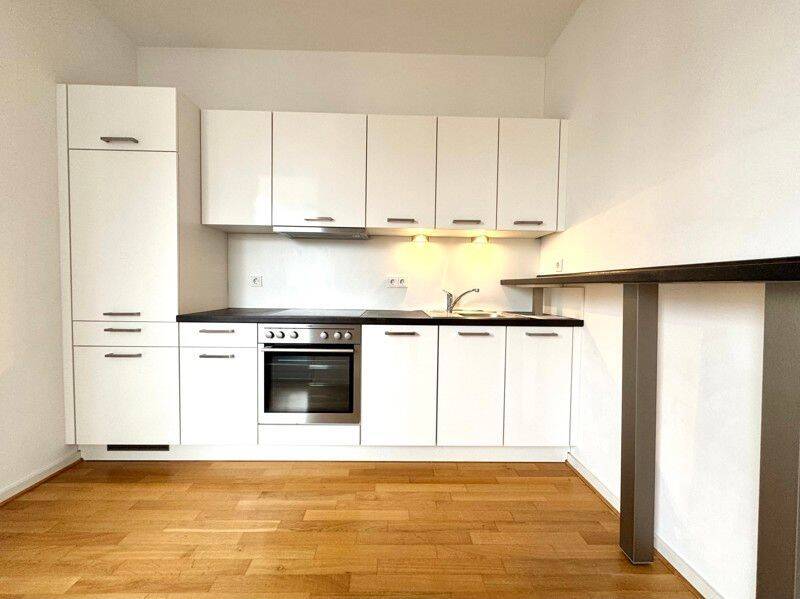 Schöner Wohnen in einer individuellen 1-Zimmer-Wohnung mit EBK und Balkon – Leipzig – Vorschaubild 3