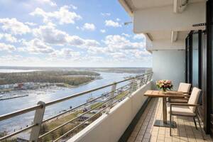 Stilvolle Wohnung mit hochwertiger Ausstattung- Meer- und Traveblick in Travemünde. – 23570 Lübeck – Vorschaubild 2