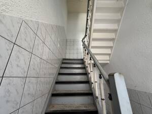 KR: 6-PARTEIENHAUS MIT MIETSTEIGERUNGSPOTENZIAL ZU KAUFEN – 47798 Krefeld – Vorschaubild 9