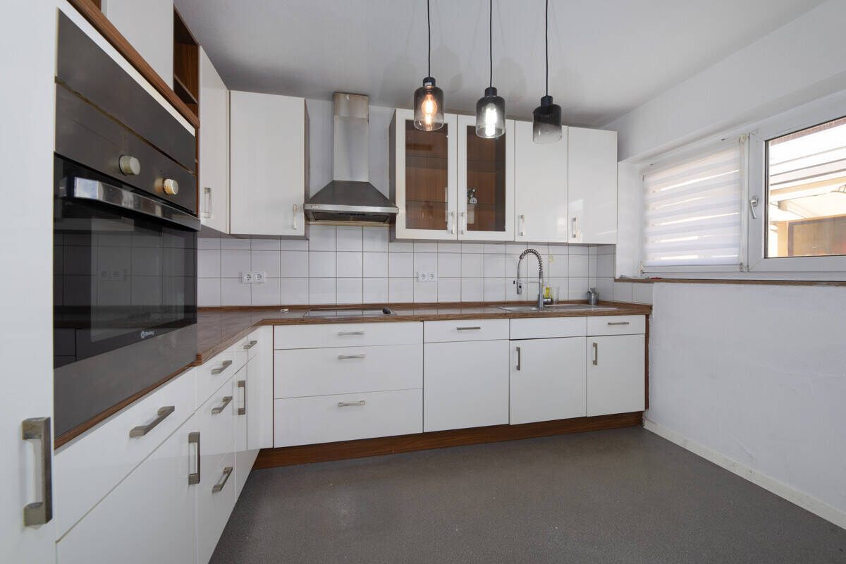 Modernisiert - Großzügig - Zentral! Tolle 4-Zi-Wohnung mit Einbauküche! – Pforzheim – Vorschaubild 8