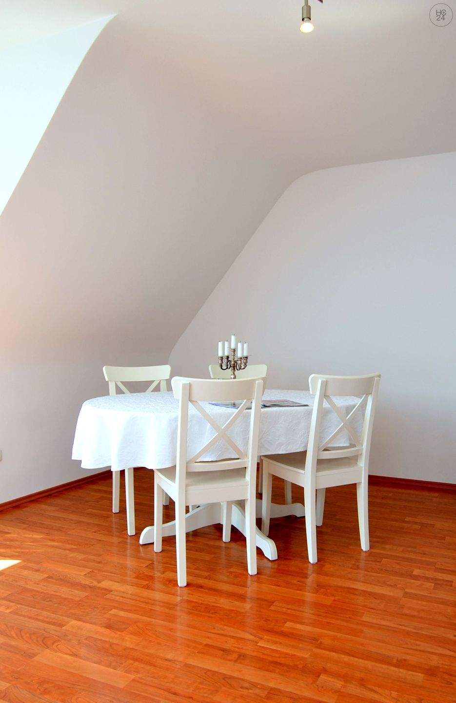 Geschmackvoll möblierte, hochwertig ausgestattete 3-Zimmer-Wohnung mit Internet, Garage in Thon – Nürnberg – Vorschaubild 6