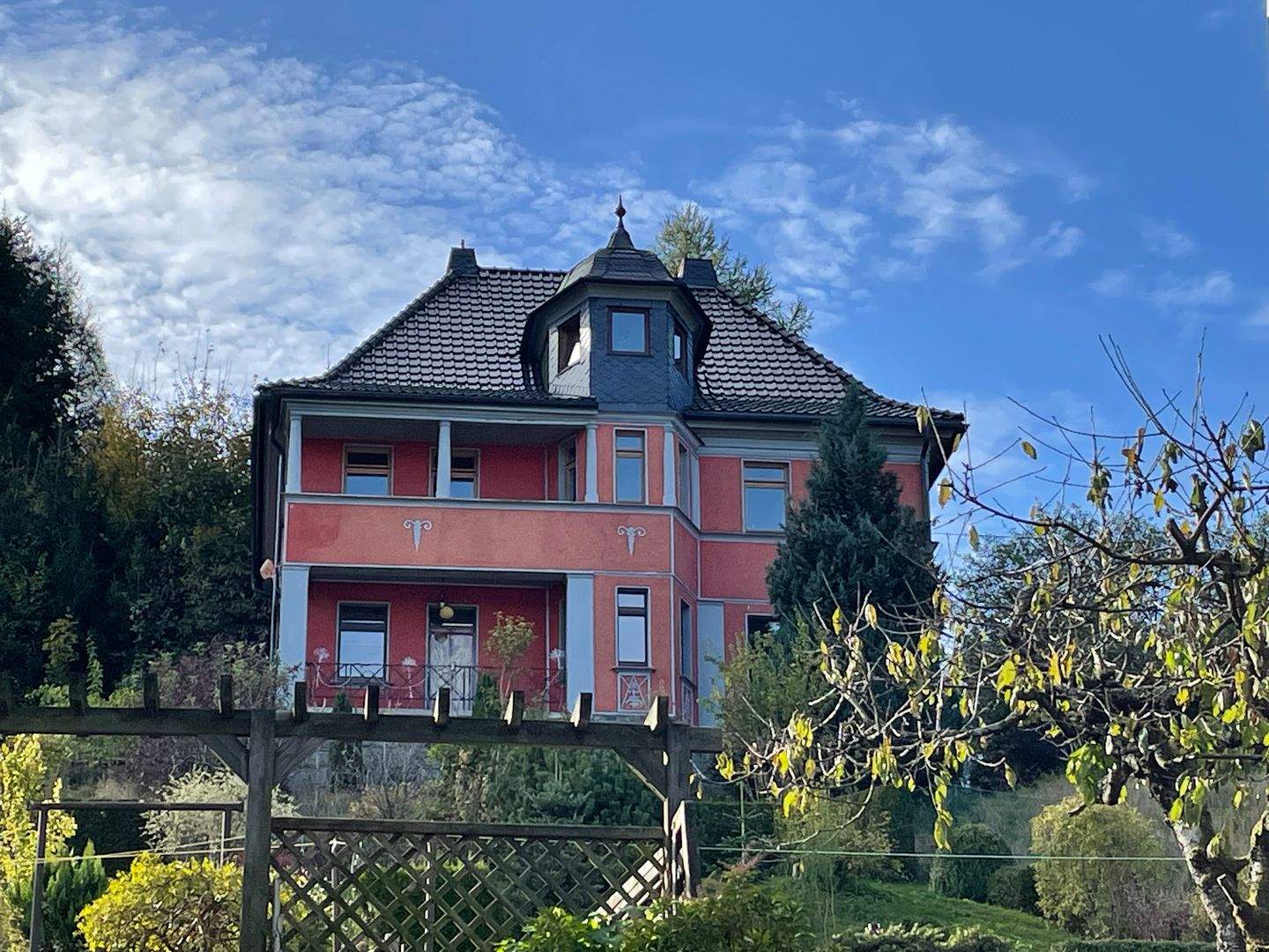 welch ein SCHNÄPPCHEN!!! RESIDIEREN in Steinachs Fabrikanten-VILLA KEIN Traum – Steinach – Bild 1 von 9
