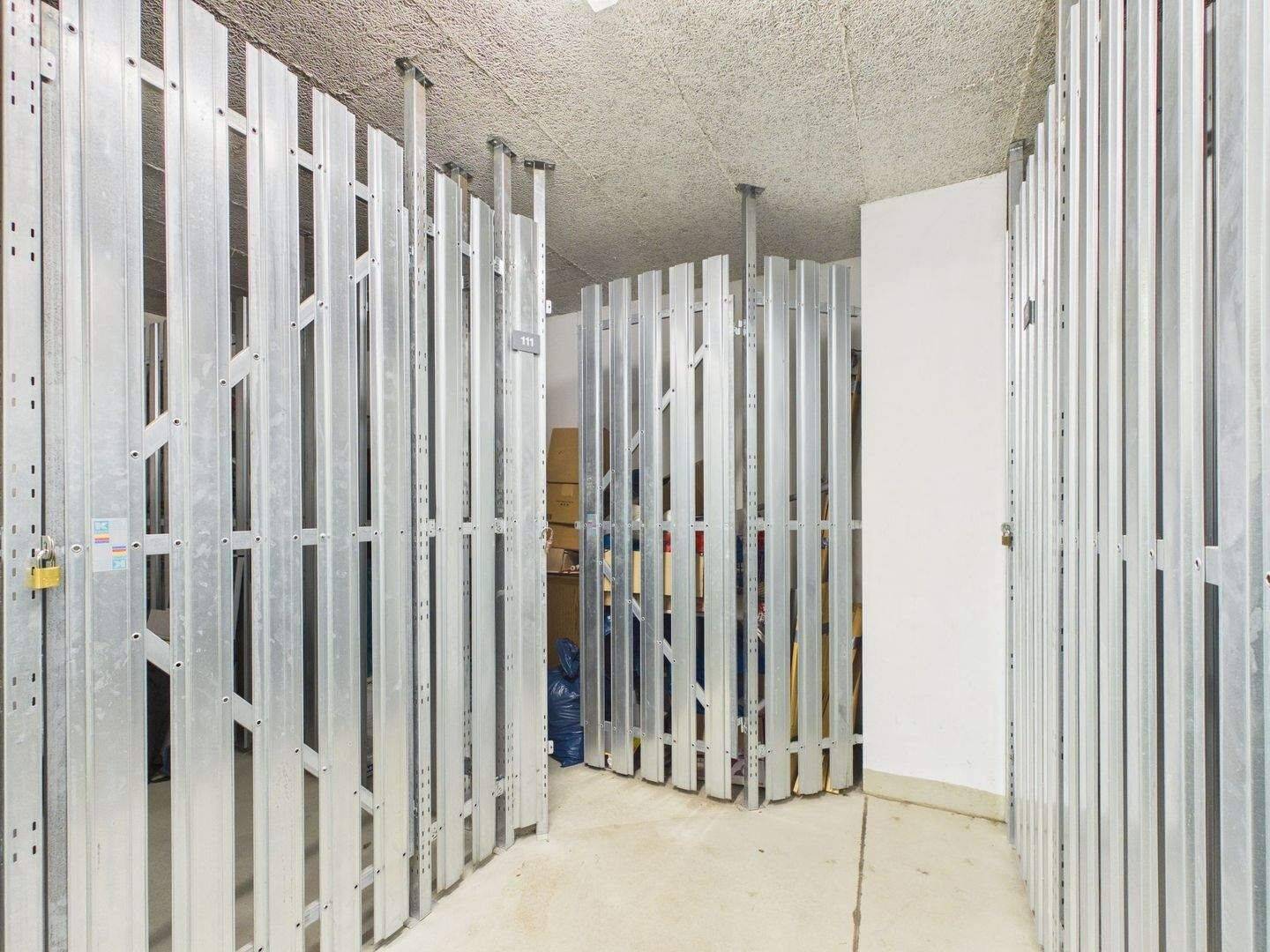 Solide 1 Zimmerwohnung mit Tiefgaragenstellplatz – Leipzig – Vorschaubild 8