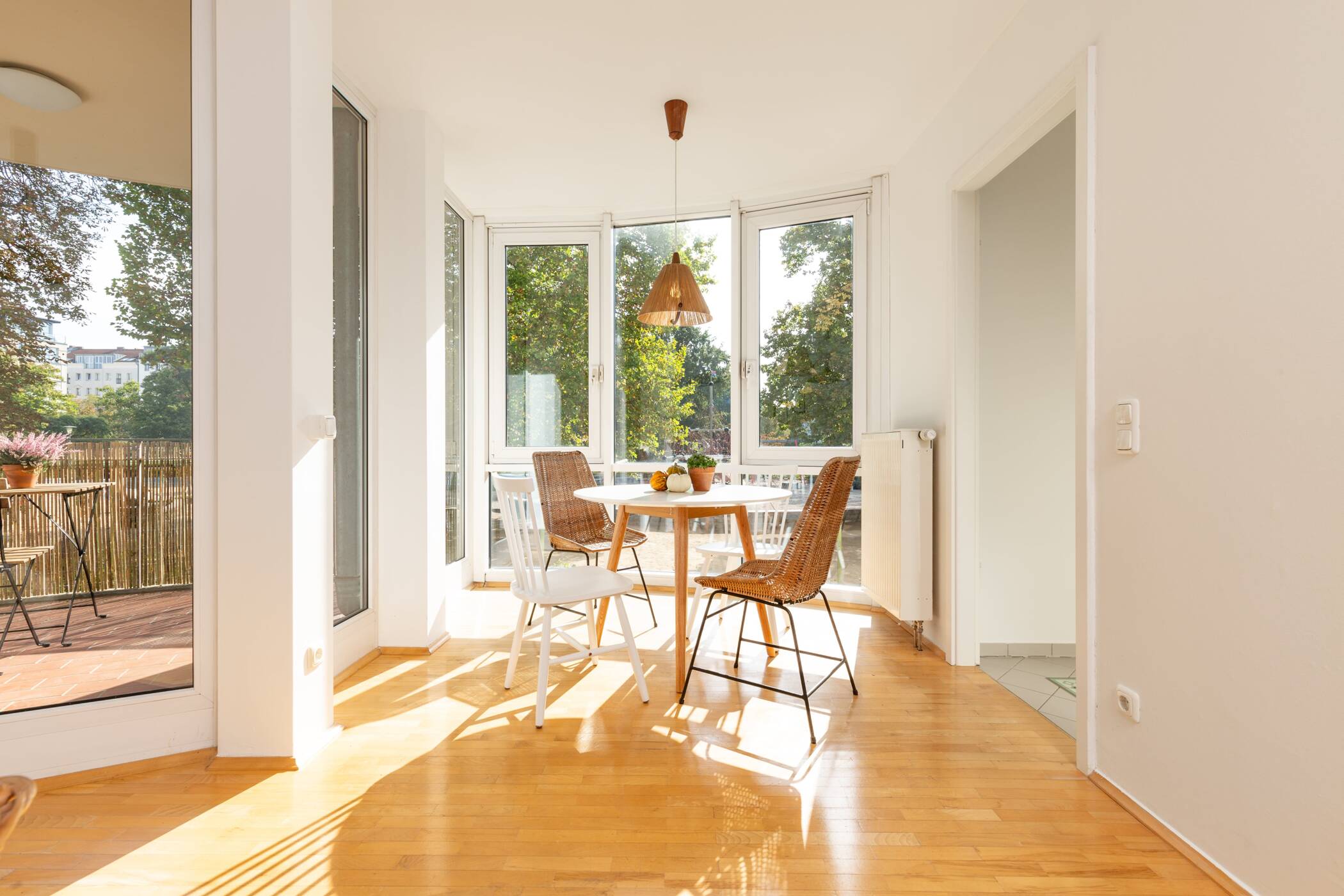 3-Zimmerwohnung direkt am Park im tropischen Stil – Berlin – Vorschaubild 6