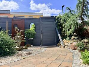 Modernisiertes Einfamilienhaus mit Smart-Home, 3-Garagen, PV-Anlage & außergewöhnlichem Garten – 59071 Hamm – Vorschaubild 4
