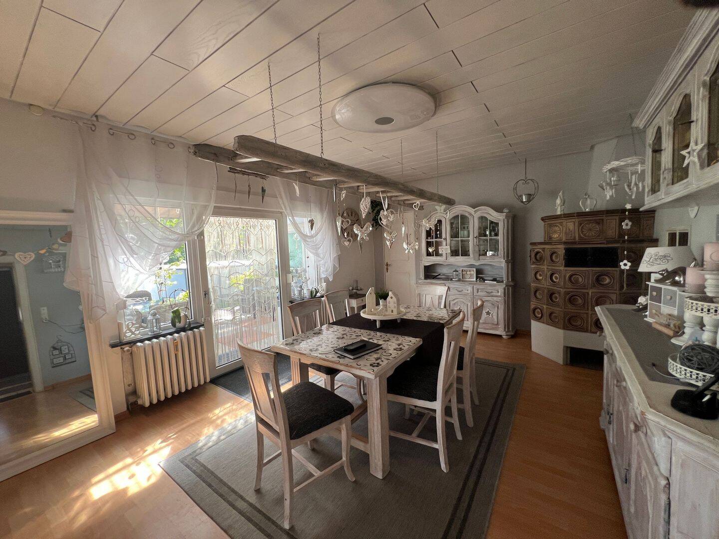Panoramablick auf Andernach: Einfamilienhaus mit 230 m², Einliegerwohnung 52 m² und 1.469 m² Grundstücksfläche – Andernach – Vorschaubild 6