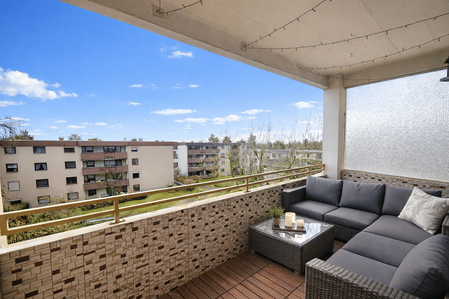 Stilvoll renovierte Wohnung mit Balkon in ruhiger und zentraler Lage! – Erlangen – Vorschaubild 7