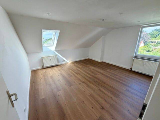 Frisch sanierte 3-Zimmerwohnung in Arnum zu vermieten