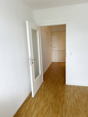 1-Zimmer-Apartment mit Balkon und tollem Blick ins Grüne in Sendling, nur 3 Minuten zur U-Bahn – 81373 München – Vorschaubild 5