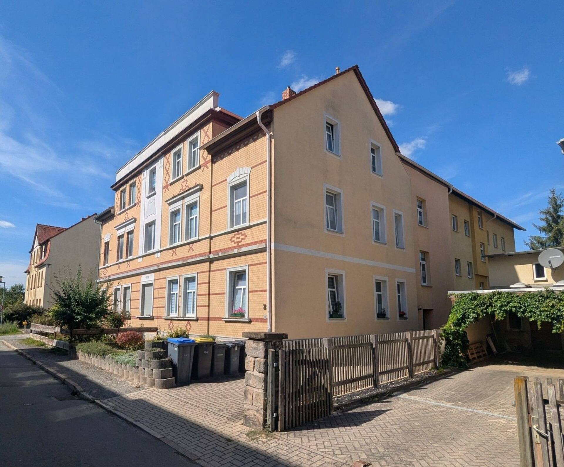 Mehrfamilienhaus in 07607 Eisenberg mit 569 m² kaufen