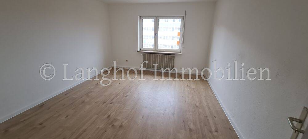 Charmante, renovierte 4 -Zimmer-Balkonwohnung in Citylage nahe Nürnberger Burg – Nürnberg – Vorschaubild 5