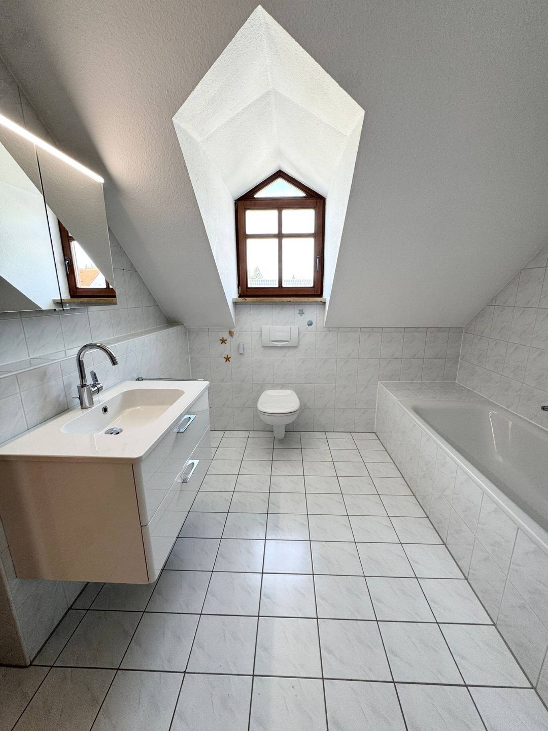 Dachgeschosswohnung in 91154 Roth mit 73 m² kaufen