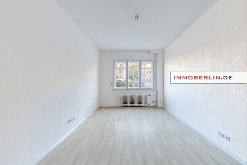 IMMOBERLIN.DE - Geräumige Altbauwohnung mit Loggia beim Britzer Garten – Berlin – Vorschaubild 2