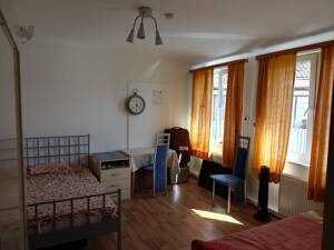 1.5 Room apartment available in Erlangen - 595€ Warm Rent for 02 Persons