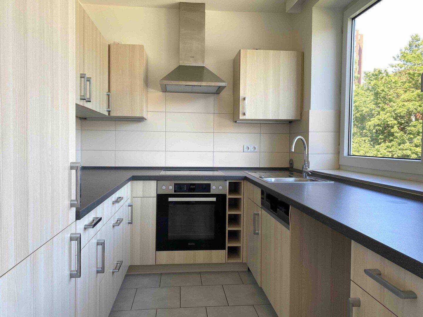 Lichtdurchflutete Wohnung mit großem Balkon und TG-Stellplatz – Hamburg – Vorschaubild 7