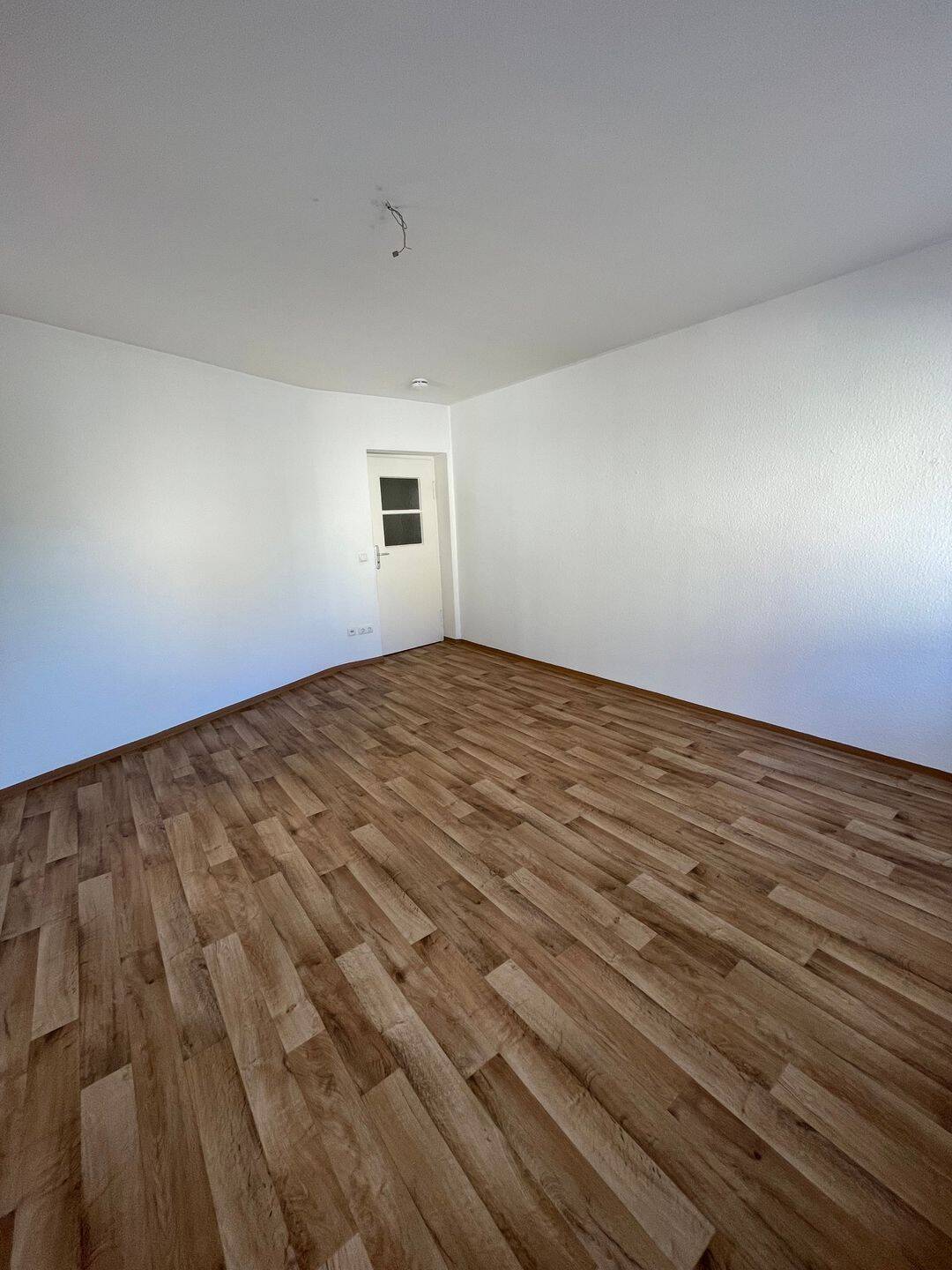 Geräumige 2-Zimmer-Wohnung im Nürnberger Süden – Nürnberg – Vorschaubild 2