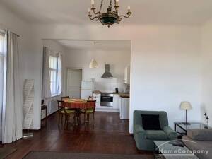 20426K1R HomeCompany Dresden Möbliert/Furnished 1,5 Zimmer Apartment mit Dachterrasse in Dresden-Loschwitz max. 2 Personen – 1326 Dresden – Vorschaubild 3