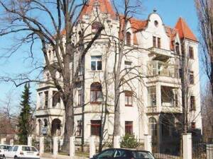 3-Zi-Penthousewohnung ab 01.11.25 in stilvoller Stadtvilla in Dresden in direkter Nähe der Technischen Universität – 1069 Dresden – Vorschaubild 2