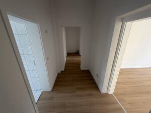 Zentrumsnahe, ruhige 2,5-Zimmer-Wohnung mit Balkon in Brühlervorstadt – 99094 Erfurt – Vorschaubild 4