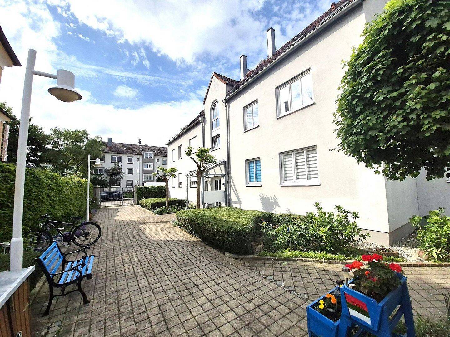 Exklusive Maisonette-Wohnung 162 m², Dachterrasse, Tiefgarage, gute Lage in A-Lechhausen – Augsburg – Vorschaubild 2