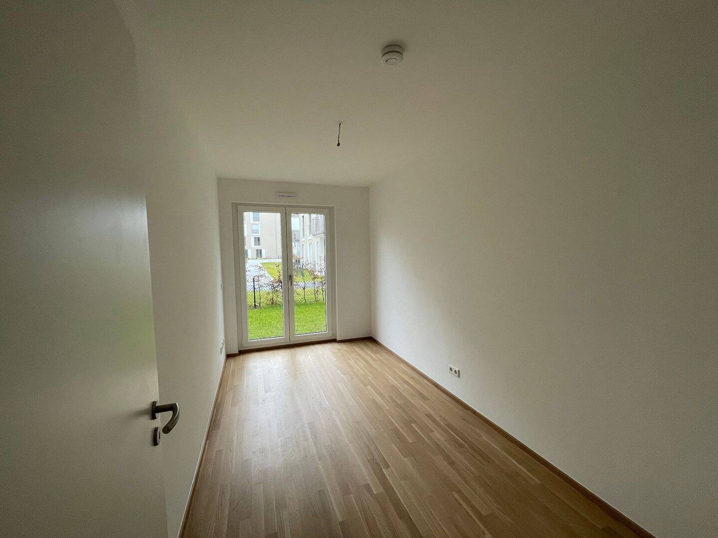 Moderne 3-Zimmer-Terrassenwohnung mit Gartenanteil & Tiefgarage – Neubau 2021 in Aubing-Süd – München – Vorschaubild 7