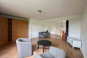 Bezugsfreie 1-Zimmer-Wohnung mit einem Außenstellplatz in gefragter Lage – 14197 Berlin – Vorschaubild 3