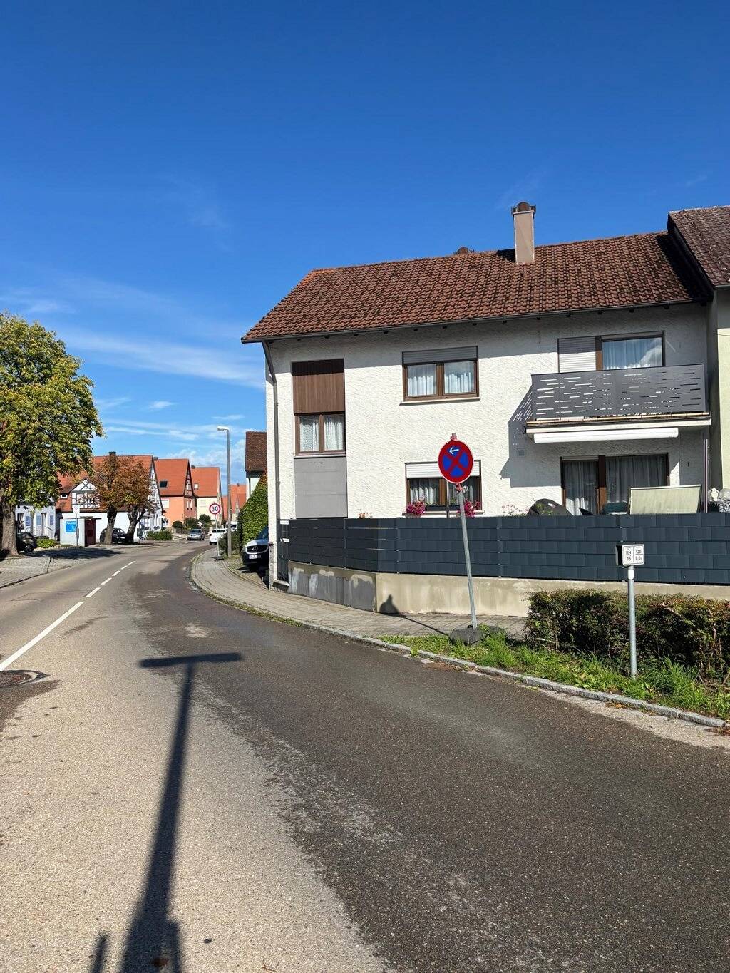Wohnen, wo andere Urlaub machen! Top 2-Fam.-Haus, auch attraktiv zur Vermietung von Ferienwohnungen! – Spalt – Bild 1 von 9