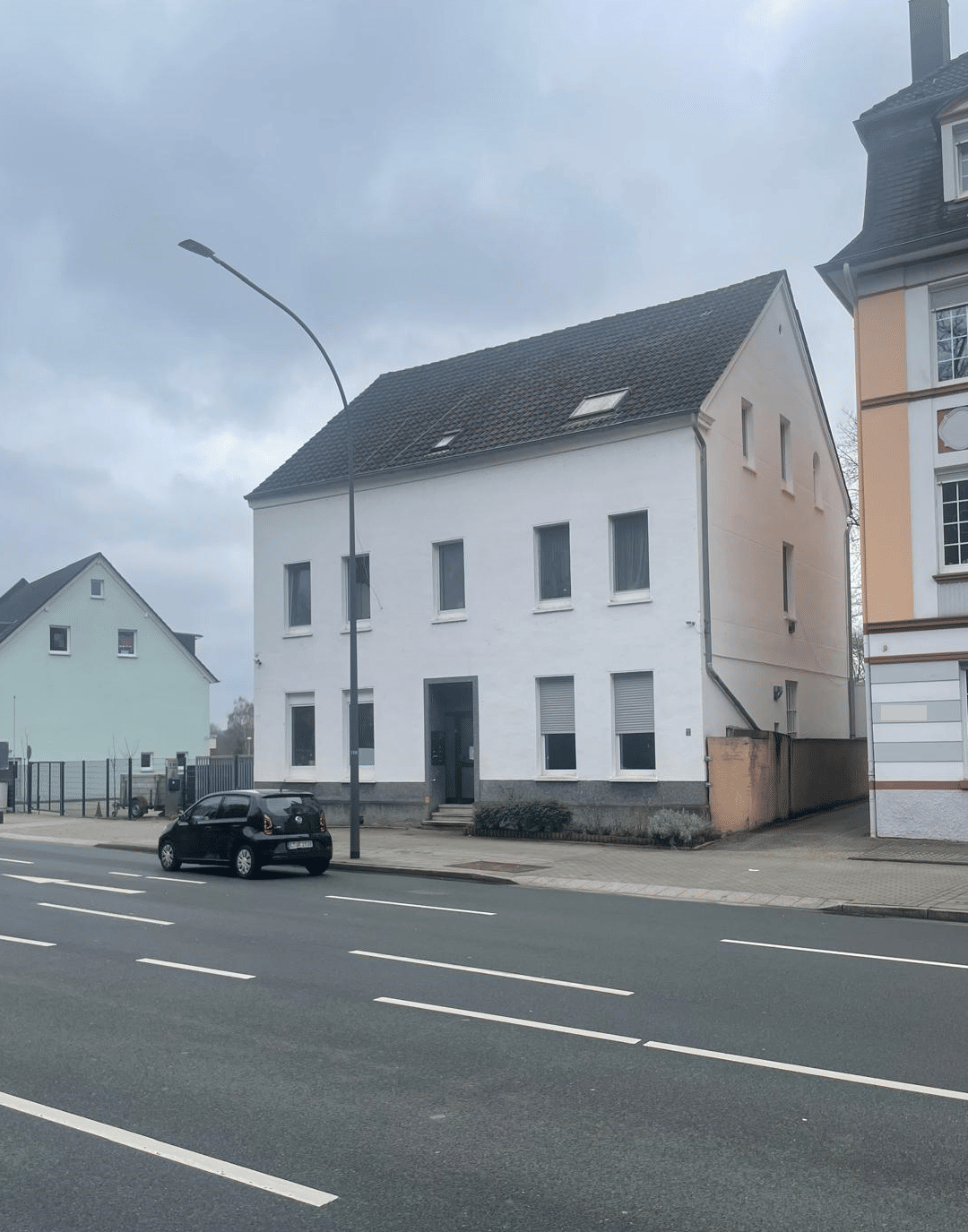 Freist. 9 Fam.Haus an der Ruhr - Nähe Grünanlage Henglerstr.! Selbstnutzung plus Vermietung möglich!