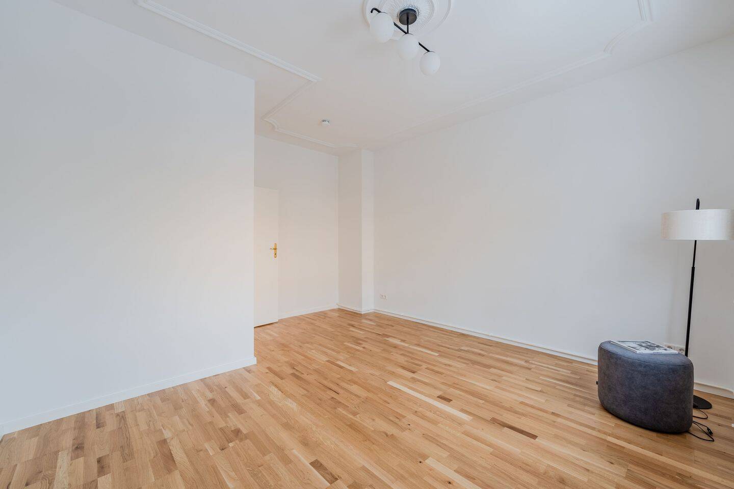 Exklusive EG-Wohnung in Lankwitz – Saniert, Eicheparkett, Stuckdecken – Berlin – Vorschaubild 6
